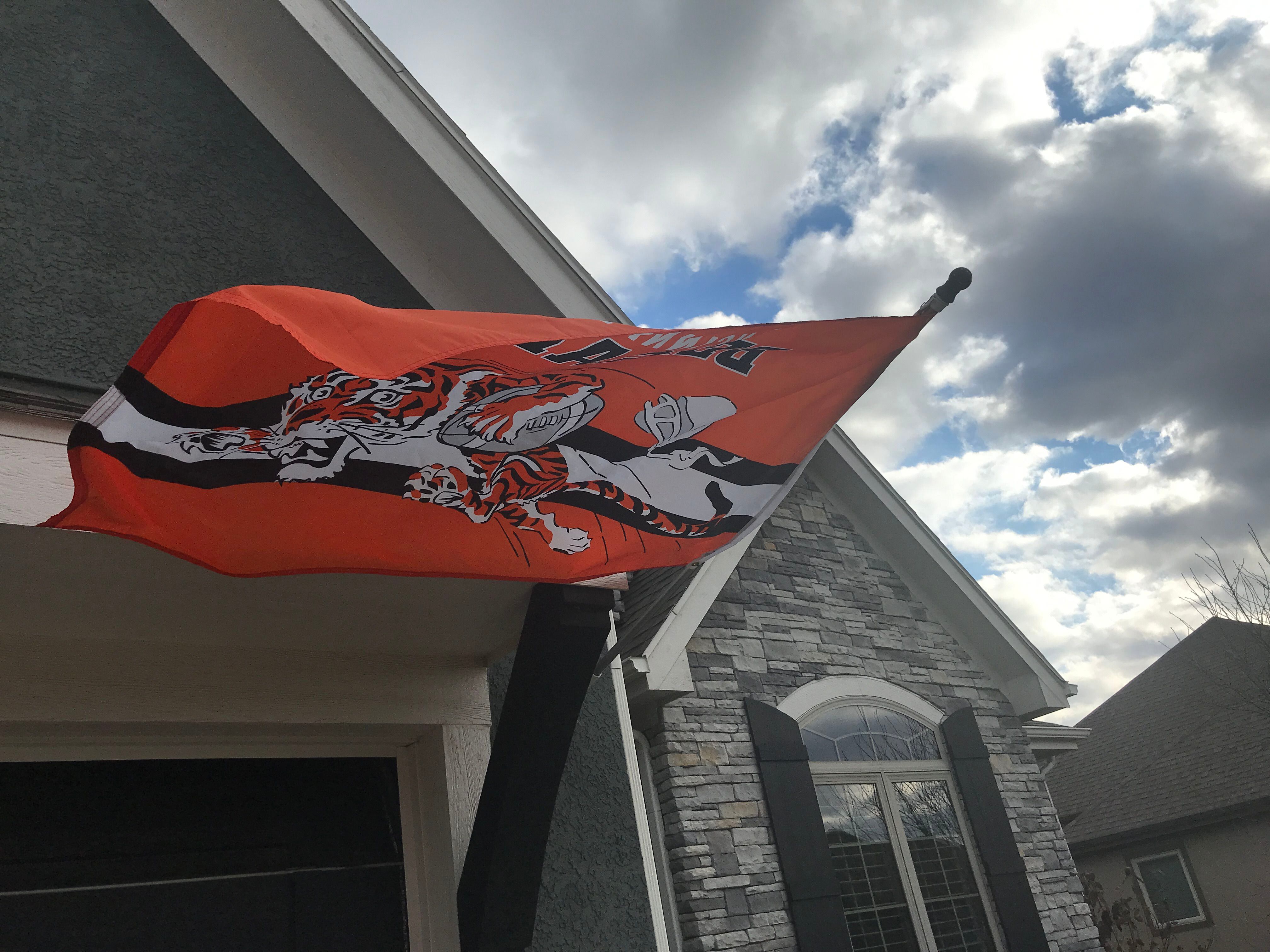 They're great fans, I love them;' Bengals fans gather in Kansas City before  Sunday's playoff game – WHIO TV 7 and WHIO Radio