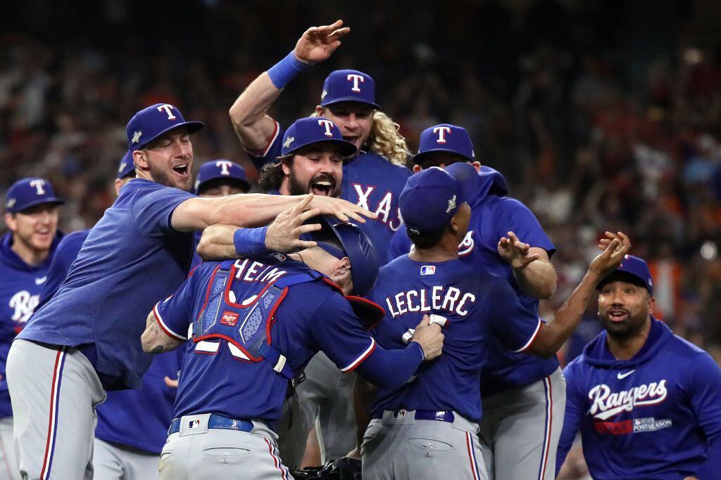 MLB on X: Houston took back the pennant. For the 2nd time in 3 years, the @ Astros are AL Champs. #CLINCHED  / X