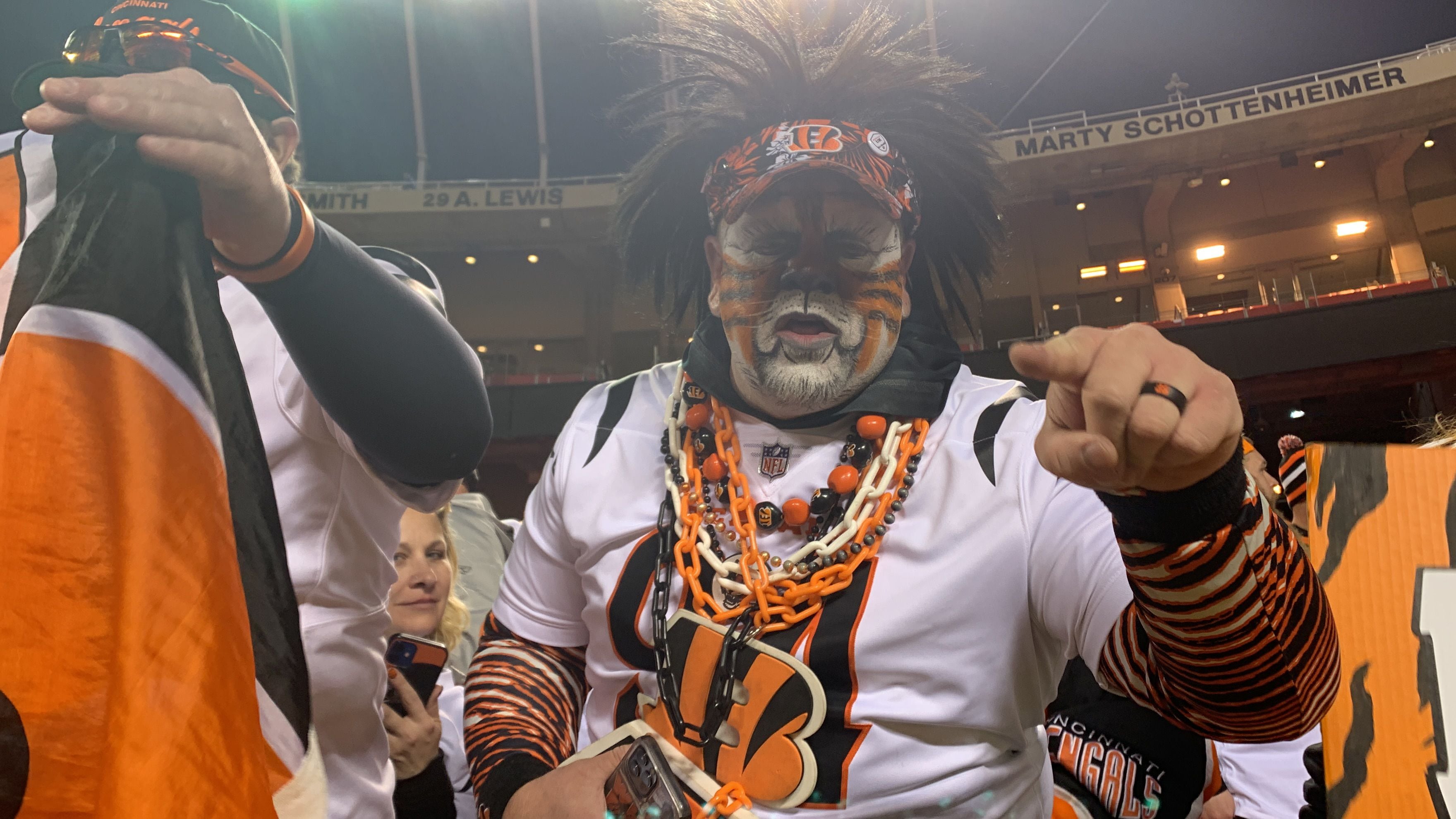 Titans amend ticket policy to limit Bengals fans at Nissan