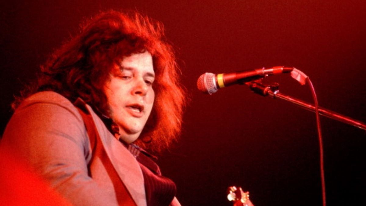 Leslie West Mountain Guitarist Who Sang Mississippi Queen Dead At 75