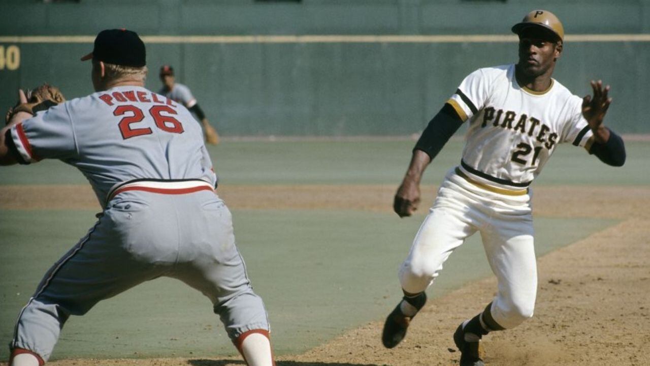  Roberto Clemente Pittsburgh Pirates MLB Pro Quotes