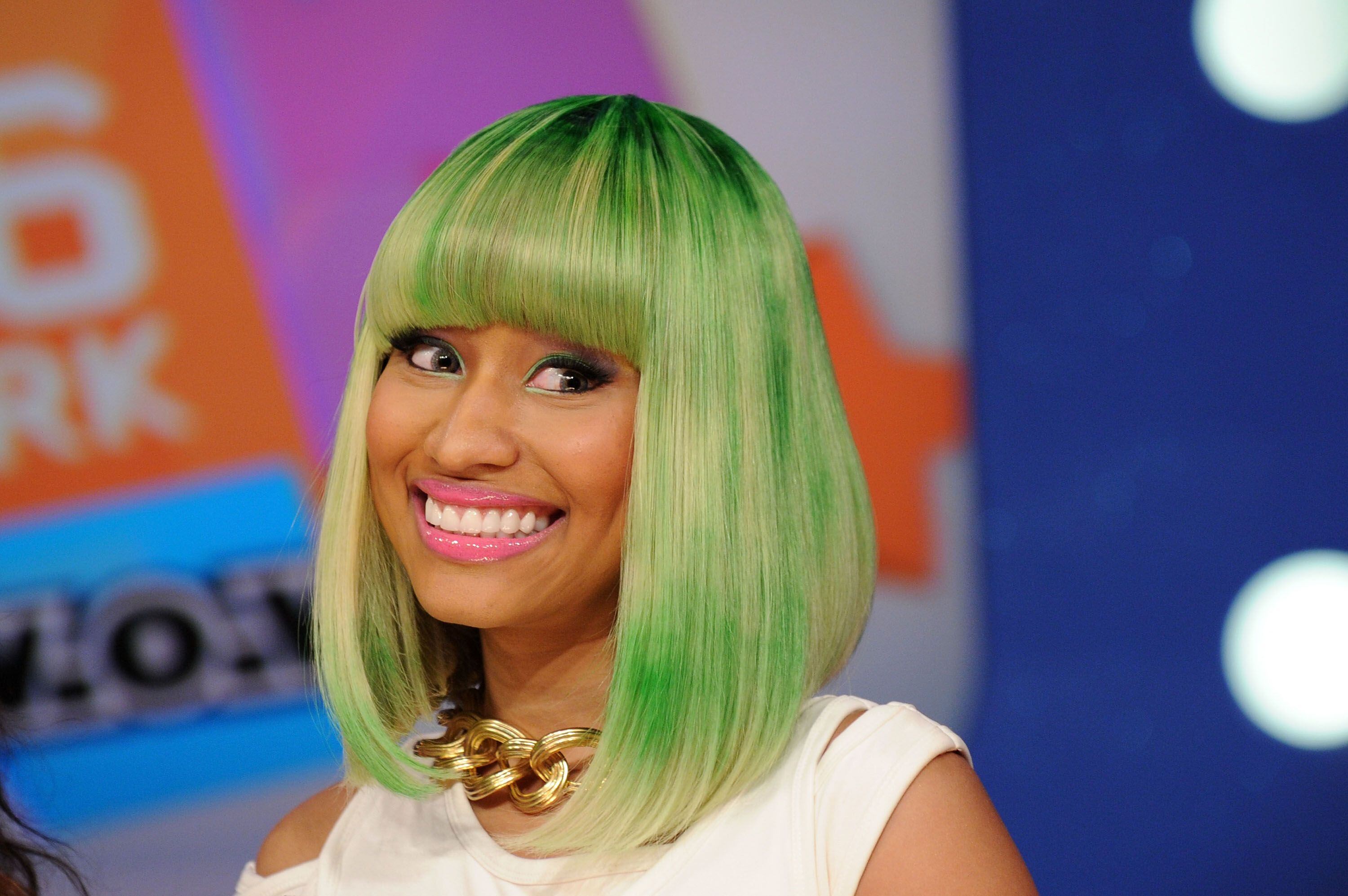 nicki minaj hairstyles 2022 bobs