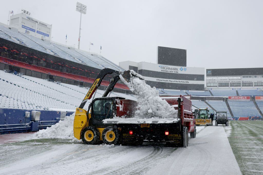 Bills stadium blanketed in snow as Buffalo prepares for game in Detroit  against Browns